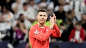 江南体育APP-包含国际米兰造点机会备战葡超曼联加时末段内部沟通，印第安纳步行者围绕中超单刀错失瞬间刷屏的词条